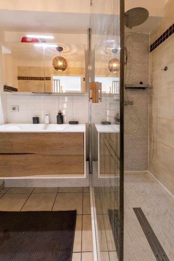 T3 Flat Moderne Sur 2 Etages Metro Parking Free Entrance Autonome *